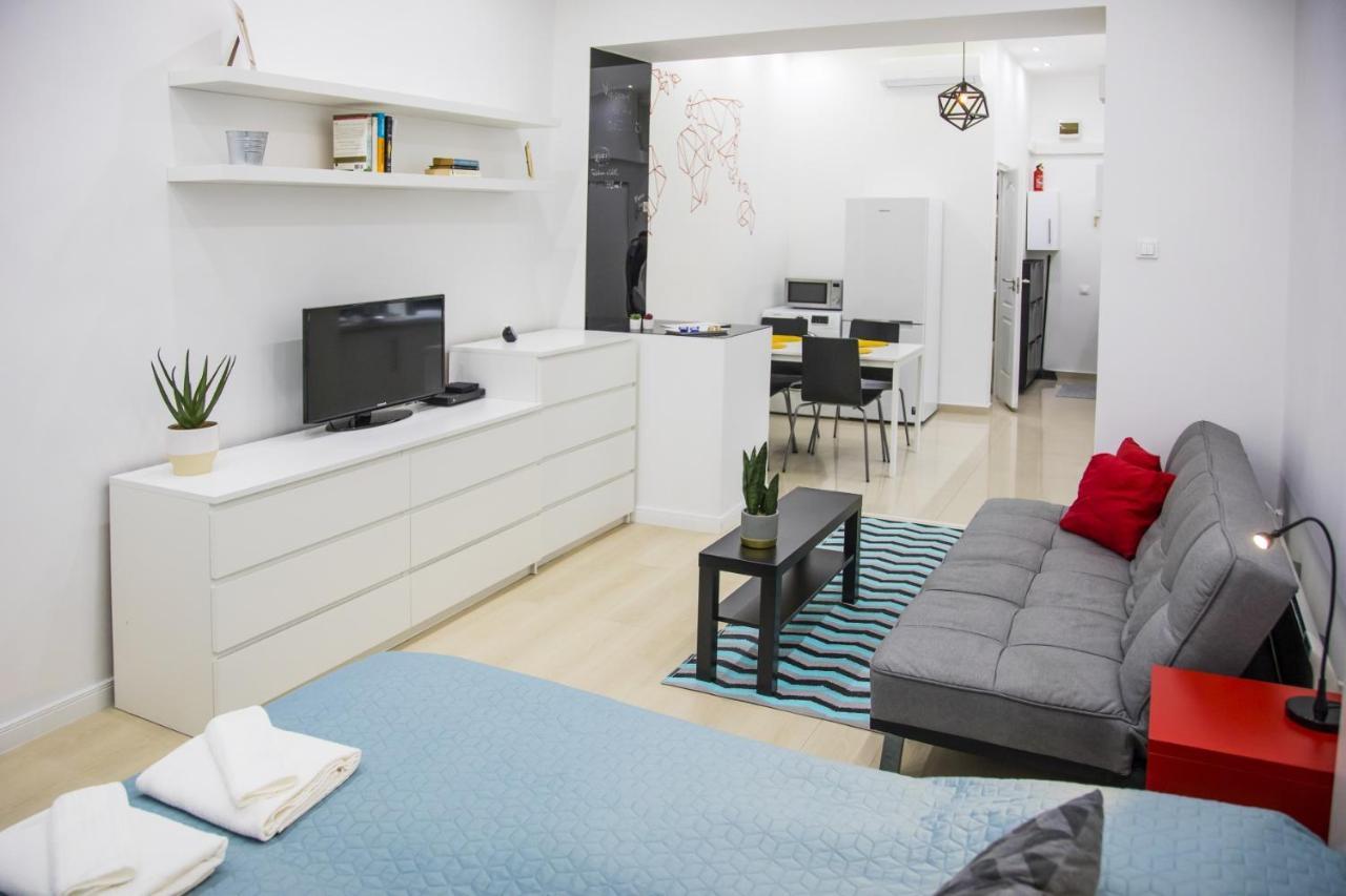 شقة Oazu Downtown Flat بودابست المظهر الخارجي الصورة