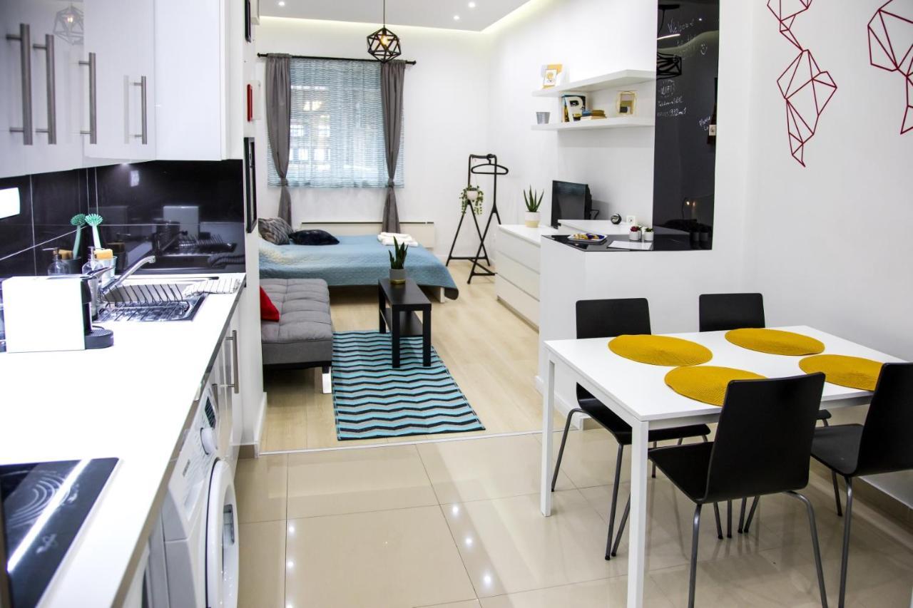 شقة Oazu Downtown Flat بودابست المظهر الخارجي الصورة